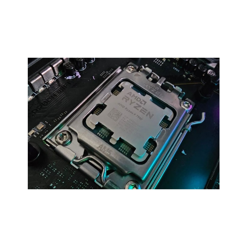 Процесор AMD Ryzen 9 7900 (3.7GHz 64MB 65W AM5) Box (100-100000590BOX)