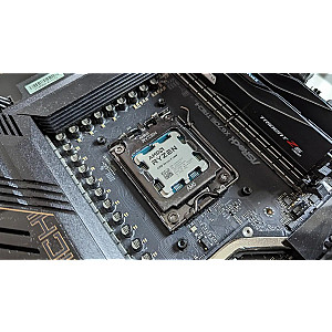 Процесор AMD Ryzen 5 7600 (3.8GHz 32MB 65W AM5) Box (100-100001015BOX)