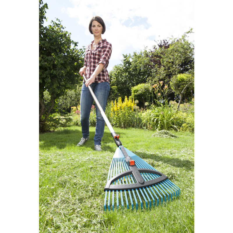 Граблі Gardena Combisystem пластикові віялові, 35-52 см (03099-20.000.00)
