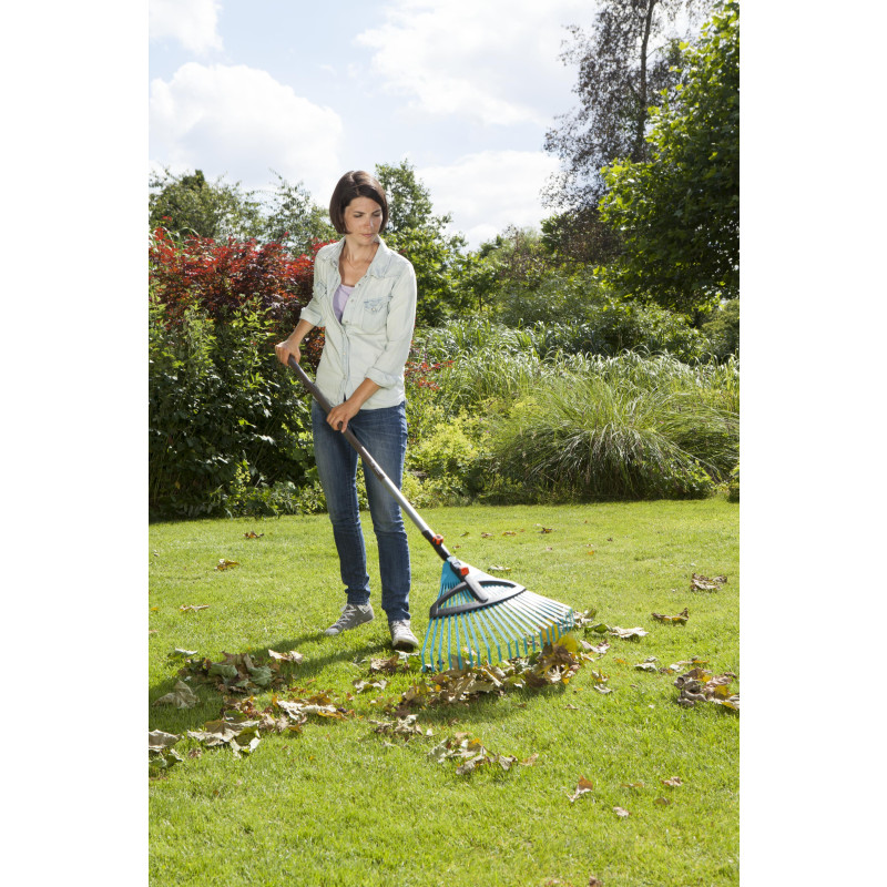 Граблі Gardena Combisystem пластикові віялові, 35-52 см (03099-20.000.00)