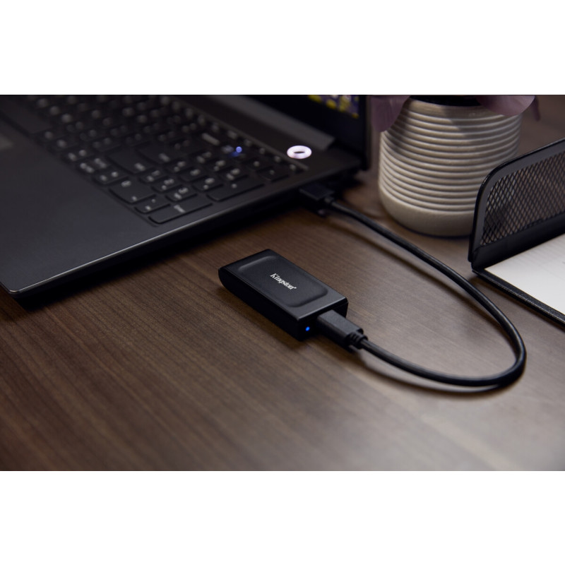 Накопичувач зовнішній SSD Portable USB 2.0ТB Kingston SXS1000 Black (SXS1000/2000G)
